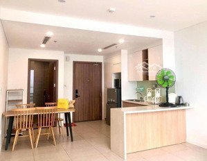 scenia bay căn hộ sỡ hữu lâu dài dt: 82m2 ban công đông nam cực mát mẻ