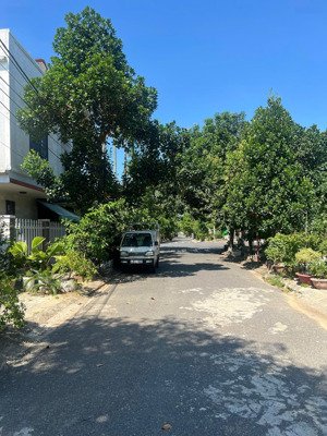 bán gấp đất 100m2 tại dương bá cung, hòa xuân, đà nẵng, giá 3,25 tỷ cạnh ngã 4 văn tiến dũng