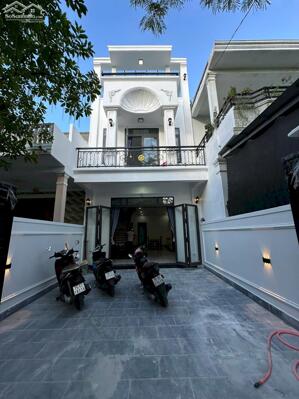 Bán Biệt Thự Tân Cổ Điển 3 Tầng Kiệt ôtô Châu Văn Hùng, Lại Thế, Phú Thượng, TP Huế, View Trường Mầm non Hoa Hồng