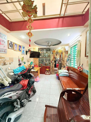 ngay chợ phạm văn hai lô gốc chủ xây chủ xây tâmhuyết năm tầng sáu phòng ngủ
