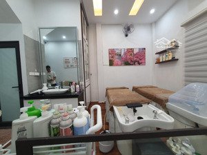 bán nhà phân lô 2 mặt thoáng ô tô vào nhà 55m x 5t ,mt 4.3m đang kinh doanh spa ,giá 14.9 tỷ