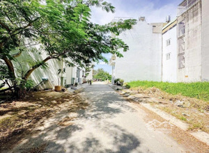 bán lỗ nặng 1,2 tỷ đất đẹp phường phú mỹ, quận 7, 125m2 có shr