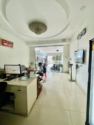 bán ! khách sạn 5tầng (140m2)- ngay mặt tiền nguyễn tư nghiêm- p, bình trưng tây q2- giá chỉ 17.2tỷ
