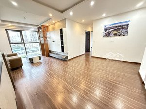 cc mình bán căn góc đông nam số 5b01 100m2 3pn 35 lê văn thiêm thanh xuân full nội thất ở ngay sđcc