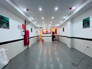 chdv tt quận đống đa - 15 pkk, 7 tầng, thang máy, gần phố, dòng tiền 80tr/ tháng, pccc đạt chuẩn