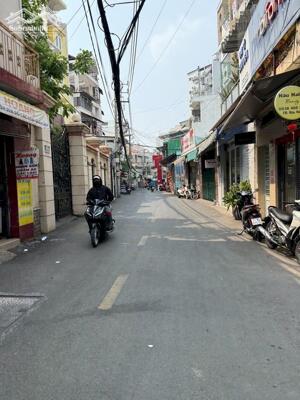 Mặt tiền Nguyễn Thượng Hiền – P5 – Phú Nhuận – 4 Phòng Ngủ - 71M2 – Chỉ 8.9 TỶ