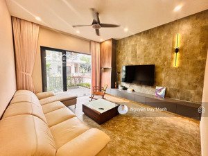 bán gấp căn biệt thự song lập zone 8 đảo swanbay 200m2/3pn giá chỉ 18x tỷ full nội thất vị trí đẹp