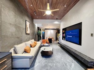 bán nhà lê thị hồng, gò vấp giá 3tỷ260. dt 49,2m2 ngang 4,1m - 3pn. có hđ thuê 15tr. gần cv gò vấp