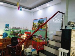 hàng ngộp. siêu rẻ. lô góc 2 mặt tiền hẻm xe hơi đường gò cát. phú hữu. quận 9.