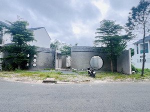 bán nền biệt thự đường số 3 nam long 2 tiếp giáp rạch cái da diện tích nền 246m2 giá 12 tỷ