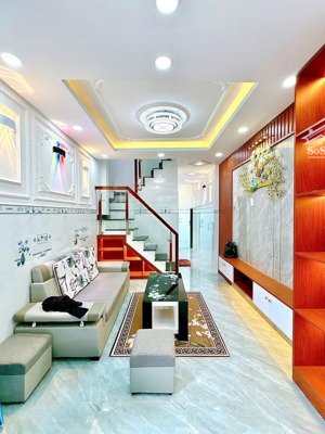 bán nhà vị trí đẹp mới xây quận 8, dt 3.2x13m, 2 tầng, 3 phòng ngủ, đường bình đông, giá 3.799 tỷ