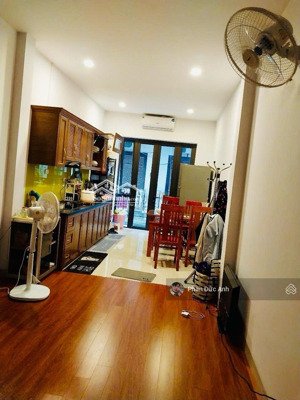 bán nhà phân lô văn cao - 46m - oto qua nhà, gần đường lớn , an sinh , dân trí cao - lh 