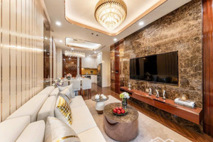 bán căn 2 ngủ golden crown view thành phố và hồ phương lưu giá chủ đầu tư giá 3,6x tỷ, hàng độc
