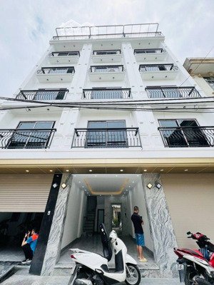 phân lô nguyễn khoái kinh doanh ô tô vào nhà