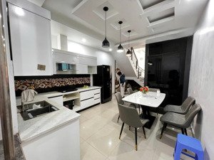 n1405 cho thuê nhà mặt ngõ lớn văn cao có thang máy, full đồ - 5pn khép kín