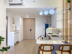 cần cho thuê 2pn lumiere boulevard, full nt, bao phí quản lý, 8 triệu