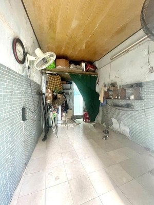 nhà nát cấp 4 tiện xây chdv ngang 7m dài 24m 163m2 shr hoàn công đủ giá 12,9tỷ lh mrtoan