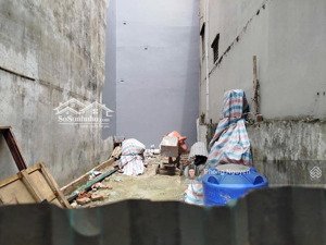 đất bắc từ liêm chỉ từ 4,3x tỷ 39m2 ô tô cất trong đất - bãi đỗ xe gần nhà - sổ xịn không quy hoạch