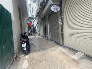 bán nhà võ chí công - hoàng quốc việt, nhà 5 tầng dân xây, nhà thoáng sáng, gần phố, ngõ to đẹp