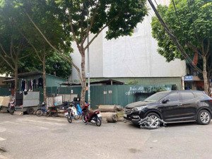 đất vàng đội cấn lô góc cuối cùng 3 ôtô tránh vỉa hè rộng 111m2 mt 6m tương lai là mặt phố đẳng cấp