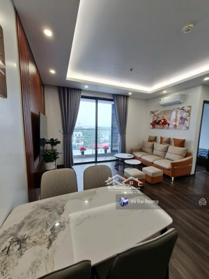 bán căn góc 2pn full đồ hoàng huy grand tower giá 2.2 tỷ đã bao gồm 5% bìa.