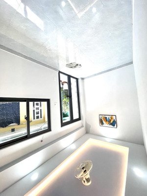 bán nhà, phường xóm củi-quận 8. ( ngang khủng 6met ) 1 tret * 1 lầu. giá chỉ nhỉnh hơn 3,x tỷ .