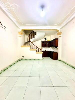 Thịnh Liệt - Hoàng Mai - ngõ to rộng thoáng - gần ô tô 28 m - 5 tầng - 5x tỷ