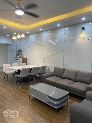 tôi cần bán trong tuần căn 3 ngủ victoria tầng siêu đẹp, đầy đủ nội thất cơ bản về ở ngay