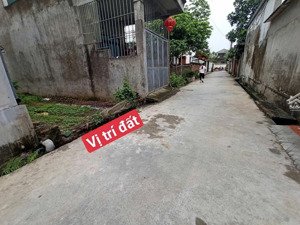 bán lô đất đồng chữ , phú nghĩa, hà nội dt50m2 sổ đỏ cất két, đất vuông đẹp, ngõ ô tô