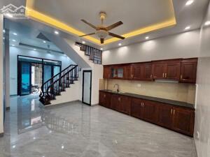 Bán nhà 4 tầng ngõ phố Tân Kim, ph Tân Bình, TP HD, 42m2, mt 4.09m, 3 ngủ, 3 vệ sinh, 2.78 tỷ