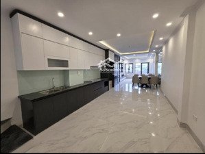 bán nhà thạch bàn long biên hà nội dt : 56m2 * 7 tầng * 3,8m * 14,6 tỷ trục kinh doanh sát chợ