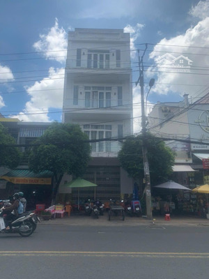 bán nhà mặt tiền kinh doanh đường hà hoàng hồ long xuyên an giang