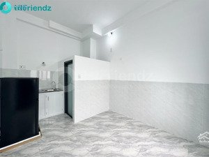cho thuê phòng trọ có gác full nội thất - có thang máy - gần đh văn lang