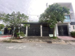 chỉ 9,4t - đất đẹp ngay cầu cần giờ - 162m2 - đường rộng 12m - ngang 9m - nguyễn bình - nhà bè