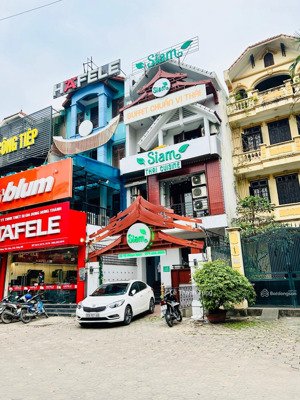 hiếm - cho thuê nhà mặt phố đào tấn, dt: 140m2 x 4t,mt: 5m đoạn đẹp nhất phố,vỉa hè rộng. giá 75tr.