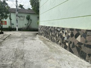 đất trung hậu giá 4,x tỷ đường ô tô xe máy đât full thổ