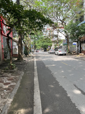 bán gấp bt liền kề lô góc tại văn quán, giá siêu mềm