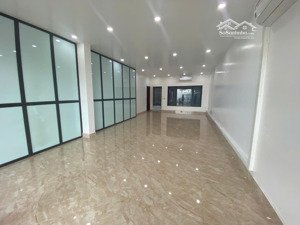 cho thuê sàn văn phòng tầng 1 waterfront city giá chỉ 8 triệu/tháng