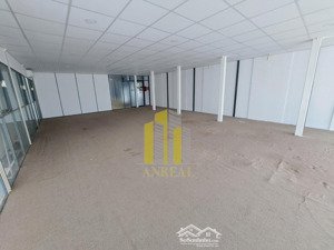 nhà sàn trống 500m2 làm văn phòng - kho - giá 65 triệu