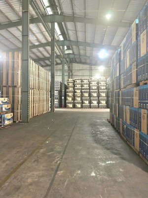 cho thuê kho 2000m2 tại long bình, biên hòa, giá 65.000đ/m2, lh 