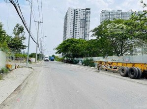 tôi là chủ đất, cần bán lô đất mặt tiền đào trí, 5x18.7m, có lộ giới 40m, giá thấp hơn thị trường