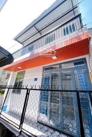 siêu hiếm! nhà phan đăng lưu phú nhuận giá 2 tỷ 990 mua ngay kẻo mất. liên hệ: 