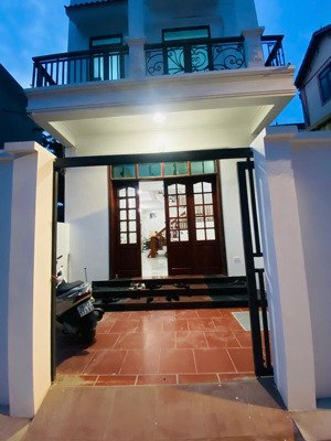 bán nhà an khánh vip 72 m2, 4 tầng, ô tô đỗ của. chỉ 7 tỷ. sân vườn trước nhà