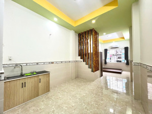 cho thuê căn hộ 35m2 cửa sổ lớn full nội thất 3ng3xe ngay tòa nhà viettel vòng xoay dân chủ quận 10