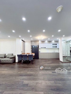 giá cực tốt ! căn góc 100m 3pn 2vs sổ hồng lâu dài canh siêu thị winmảttại toà ct1 kđt xa la