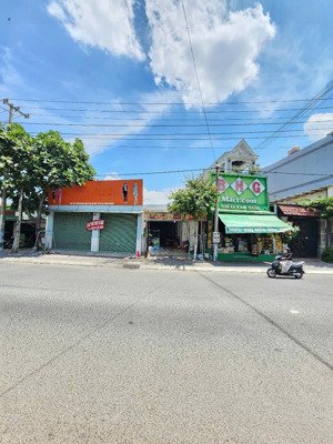 bán nhà cấp 4 (5x23m), mặt tiền trần hưng đạo p. đông hòa, đang thuê 12tr/th