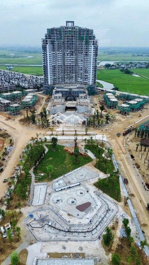 duy nhất 1 căn xẻ khe đi bộ ra quảng trường kdt ecopark
