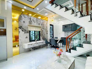 nhà kiên cố bán gấp! đường dương đức hiến phường tây thạnh quận tân phú,dt: 40m2/2.550 tỷ,shr