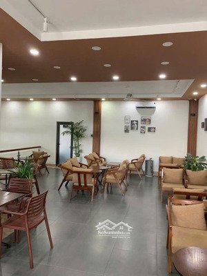 mặt tiền vip tăng nhơn phú a ngang 10m sẵn nhà 2 lầu thuê full 40tr/th