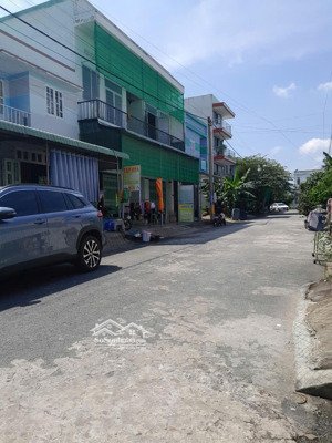bán dãy trọ 2 tầng, mặt tiền đường nhựa 10m thông, dt: 10 x 25 (cn: 250m2), đang cho thuê 21tr/th